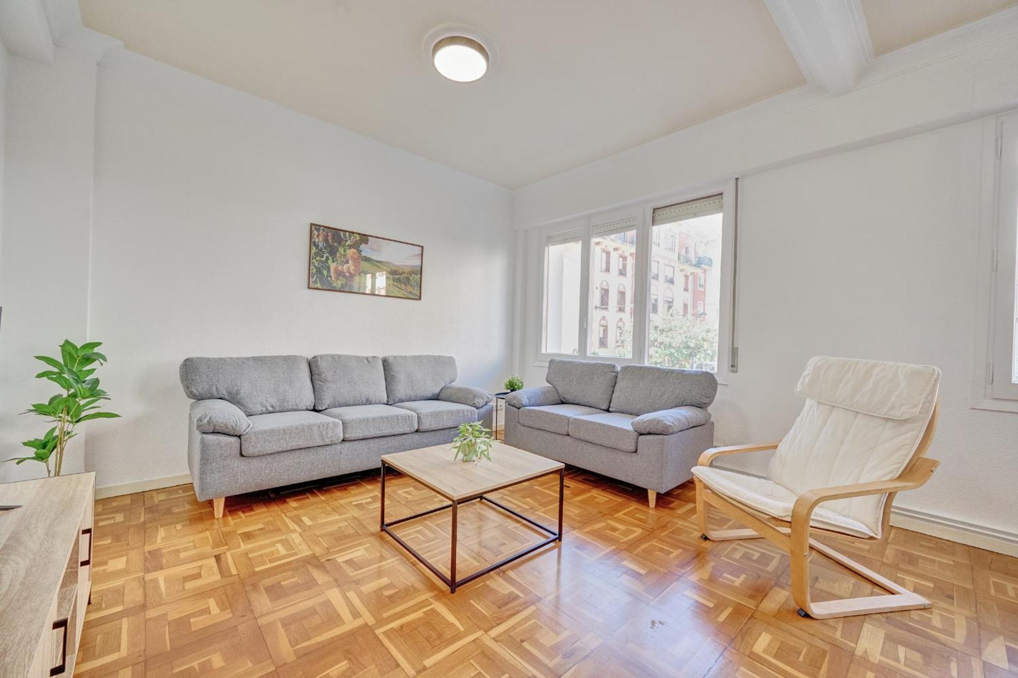 Apartamento Tempranillo Logrono By Clabao מראה חיצוני תמונה