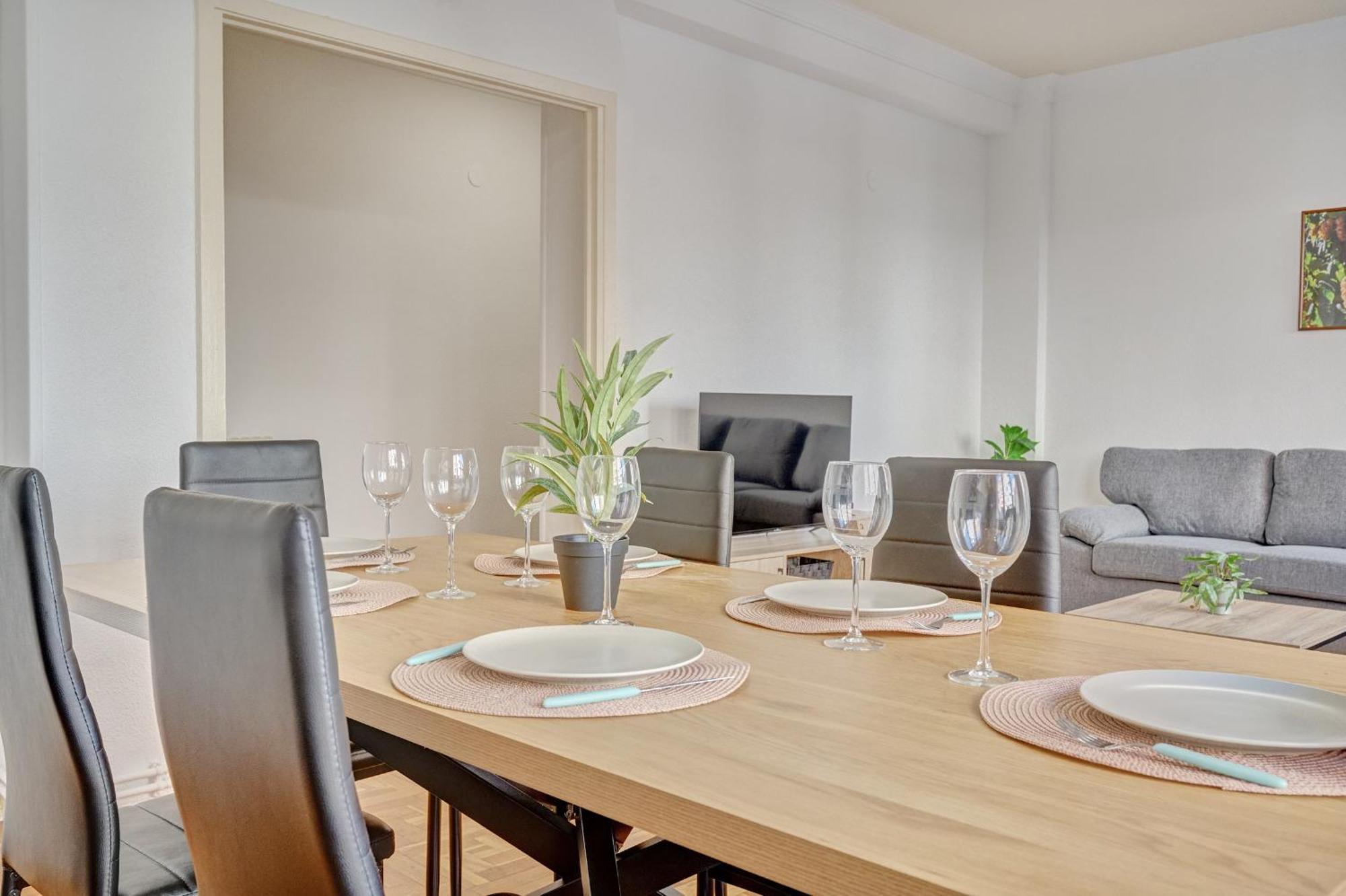 Apartamento Tempranillo Logrono By Clabao מראה חיצוני תמונה