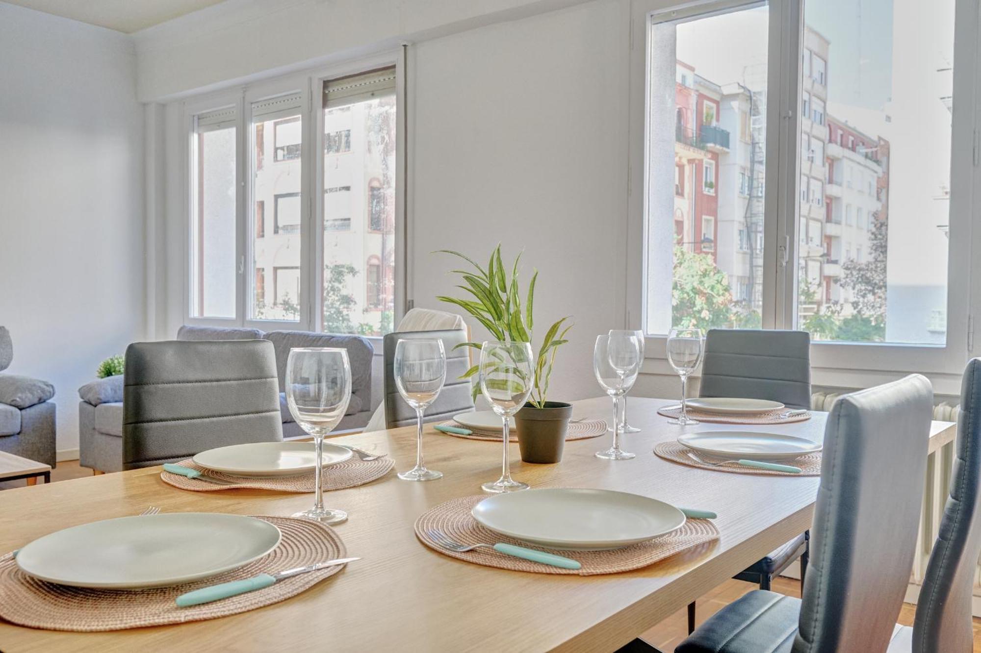 Apartamento Tempranillo Logrono By Clabao מראה חיצוני תמונה